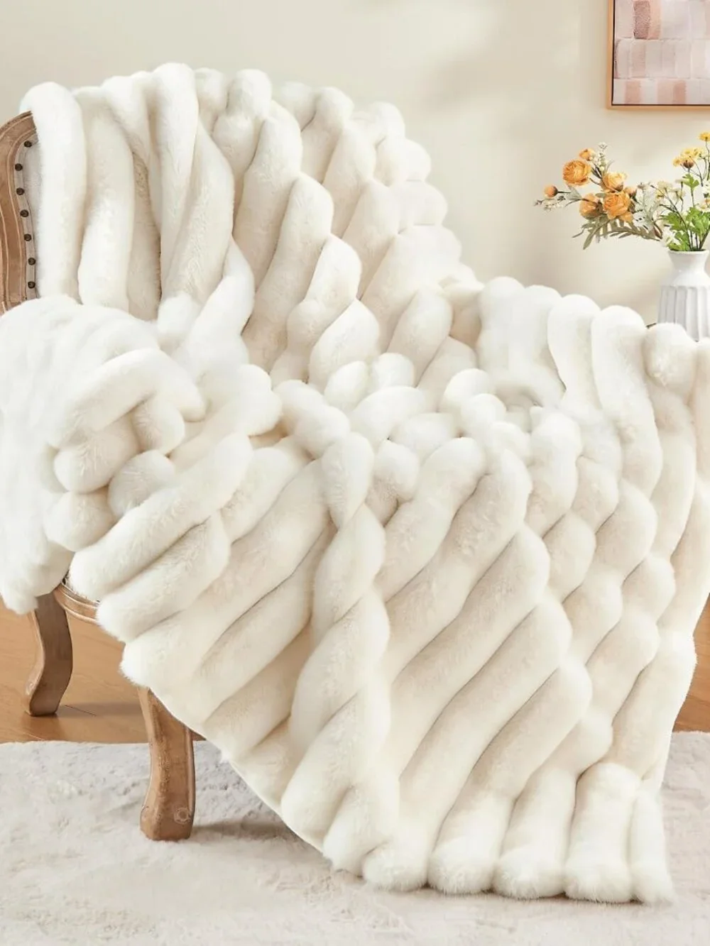 Faux Fur Throw Blanket for Couch, Soft and Cozy Luxurious 3D Striped Fluffy Blan